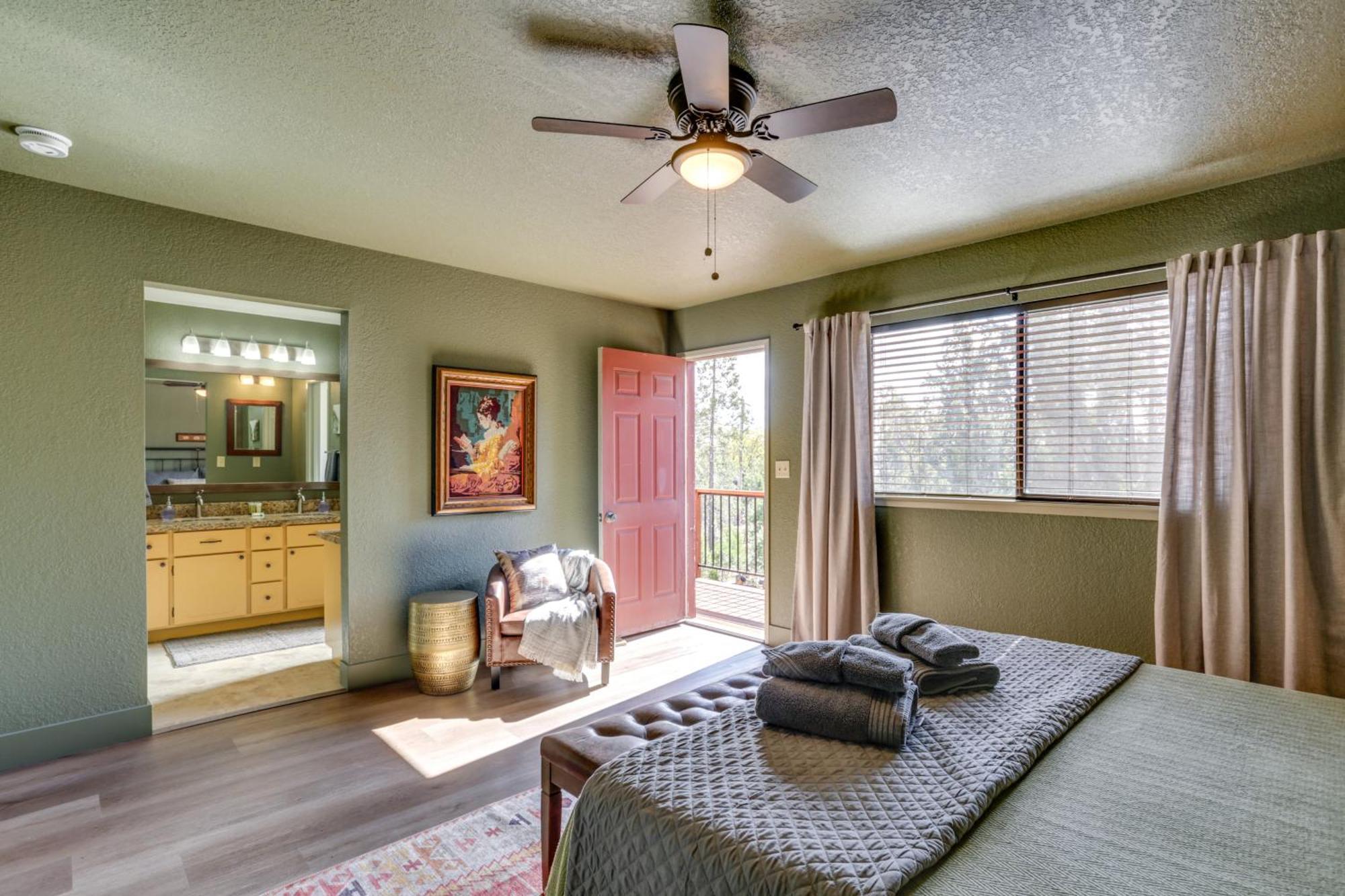 Pet-Friendly Escape With Game Room And Fire Pit! North Fork Экстерьер фото